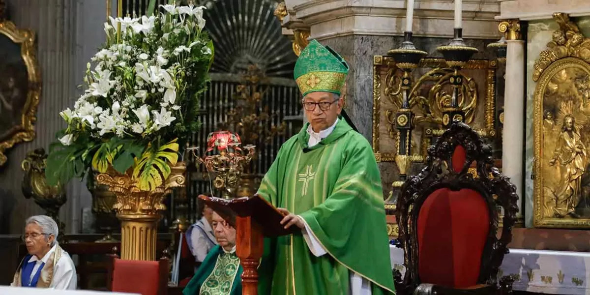 El hombre debe ser portador de paz y justicia, sentencia obispo auxiliar de Puebla