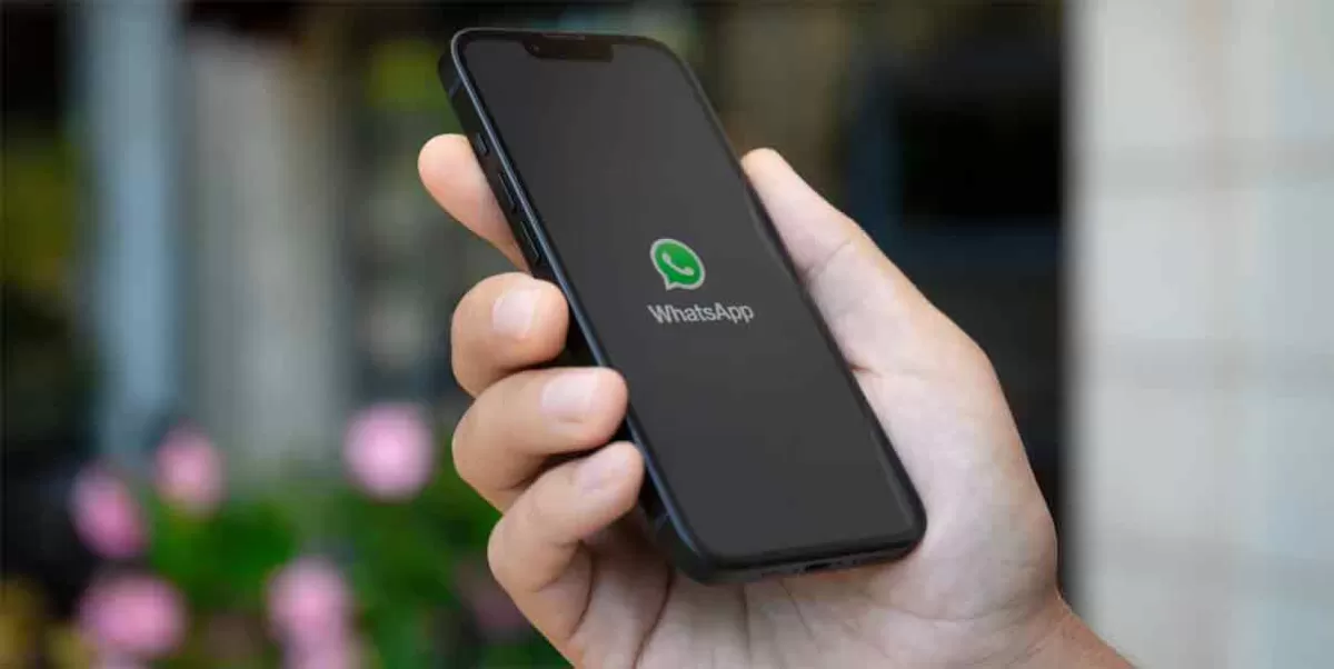 Esta función de WhatsApp podría dejar vulnerable tu dispositivo; desactívala