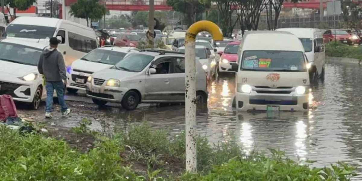 Estas fueron las inundaciones que dejó la lluvia este miércoles en Puebla 