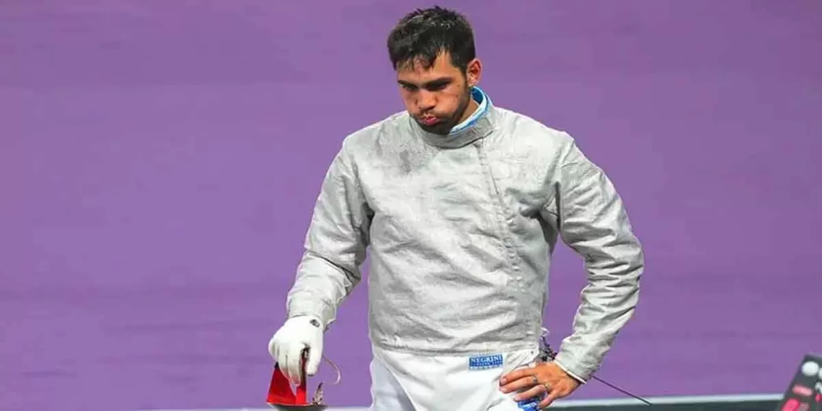 El esgrimista poblano Gibrán Zea termina su sueño en los Juegos Olímpicos Paris 2024