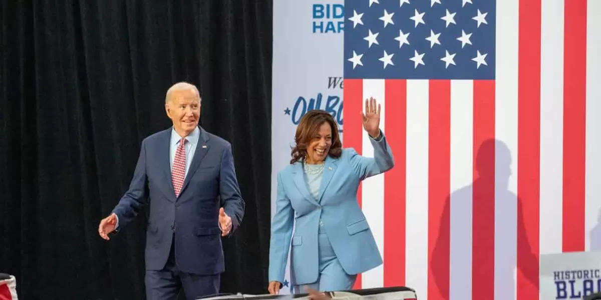 Kamala Harris supera a Biden en intención del voto