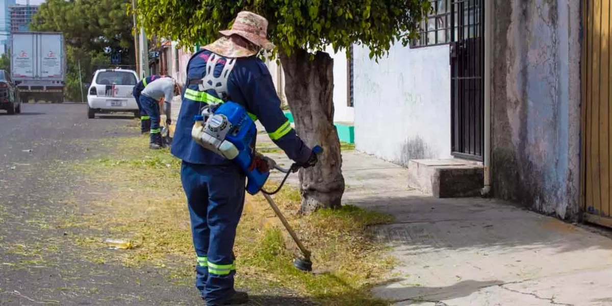 Sistema de Limpieza atendió y limpió más de 18 mil kilómetros viales en Puebla