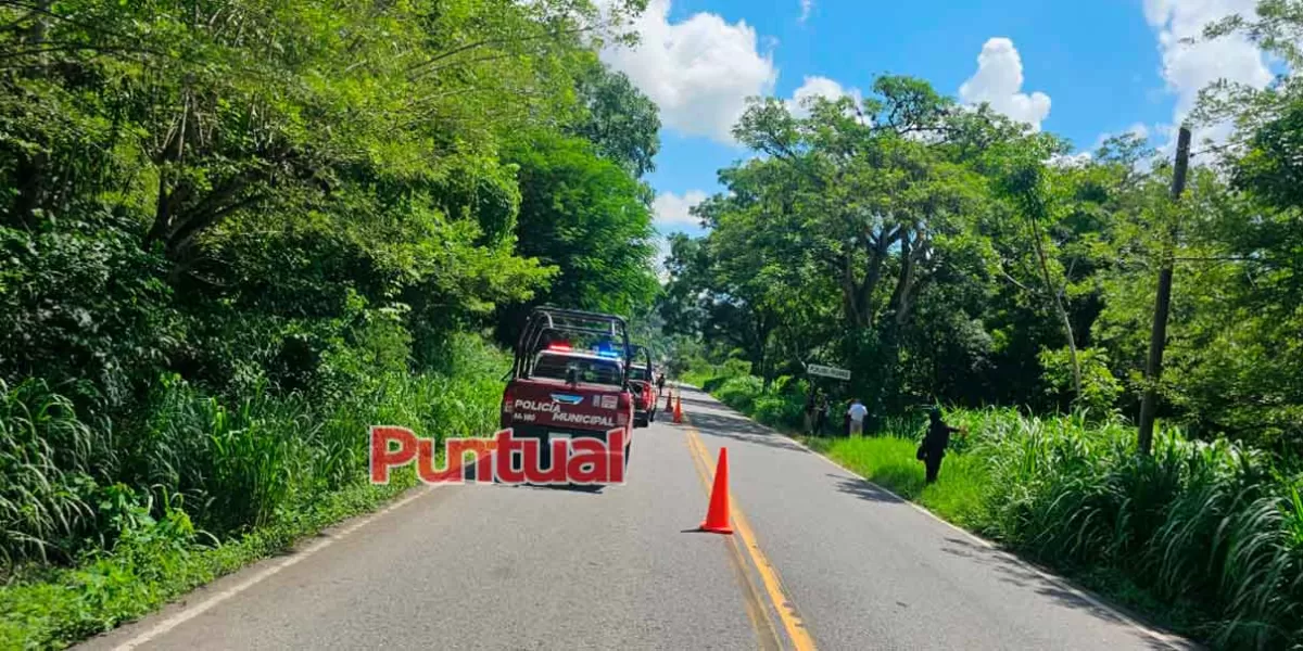 Hallan cadáver de hombre con signos de tortura en carretera de Venustiano Carranza