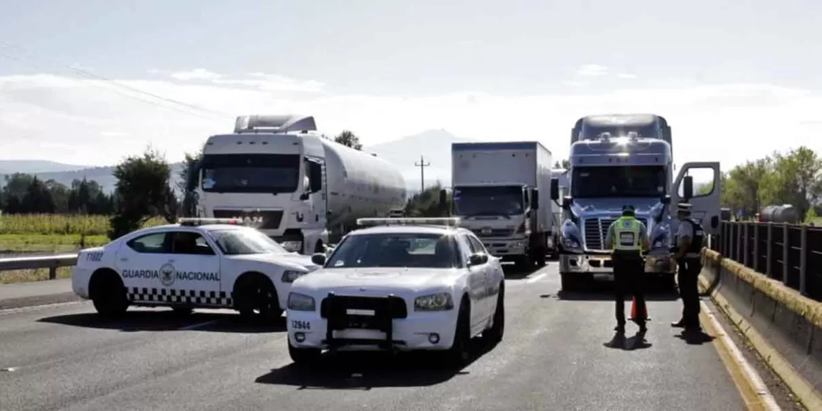 Cierre de la autopista México-Tuxpan por carambola de 7 autos