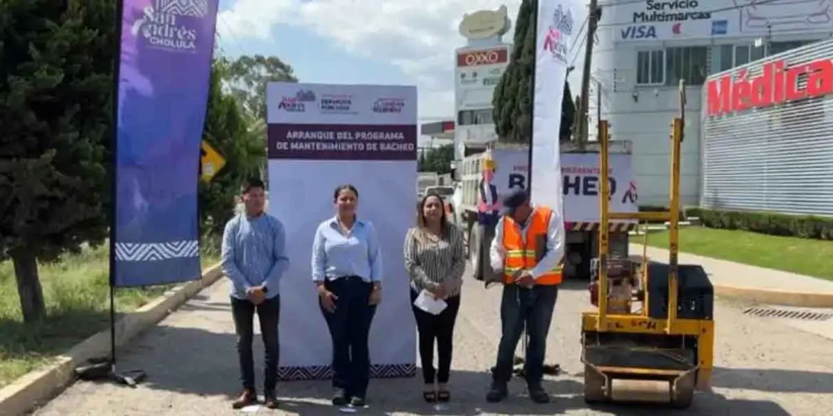 Inició Guadalupe Cuautle programa de bacheo en San Andrés Cholula