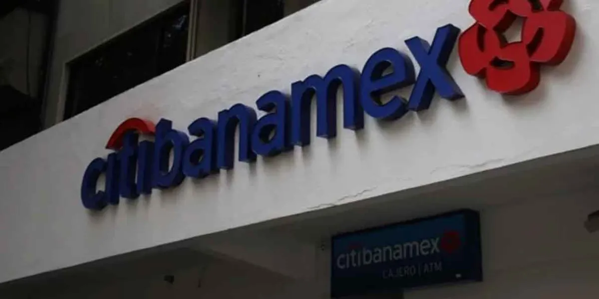 Roban millones de pesos de la bóveda en Banamex del bulevar 5 de Mayo