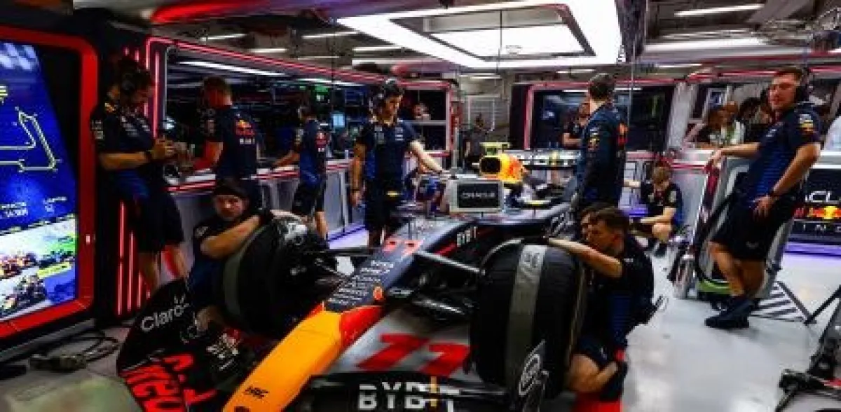 FIA abre investigación contra Red Bull, va por sanción por hacer trampa