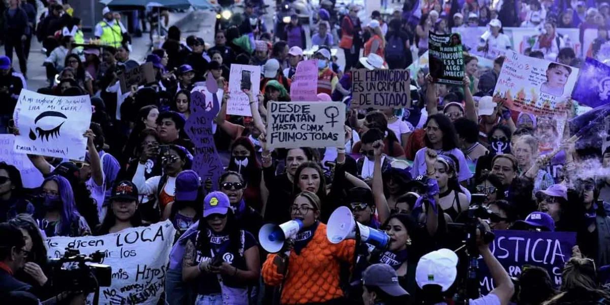 Mujeres toman las calles de CDMX contra la violencia machista