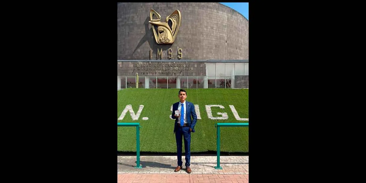 Pasante de Medicina del Complejo Regional Nororiental gana el Premio a la Excelencia Académica 2024