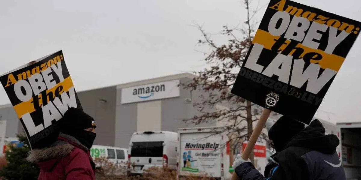 Miles de trabajadores de Amazon se van a huelga días antes de Navidad