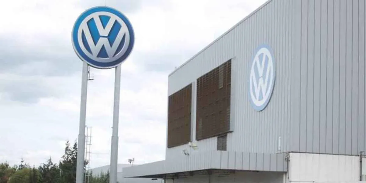 Pararán tres mil trabajadores de proveedoras de Volkswagen