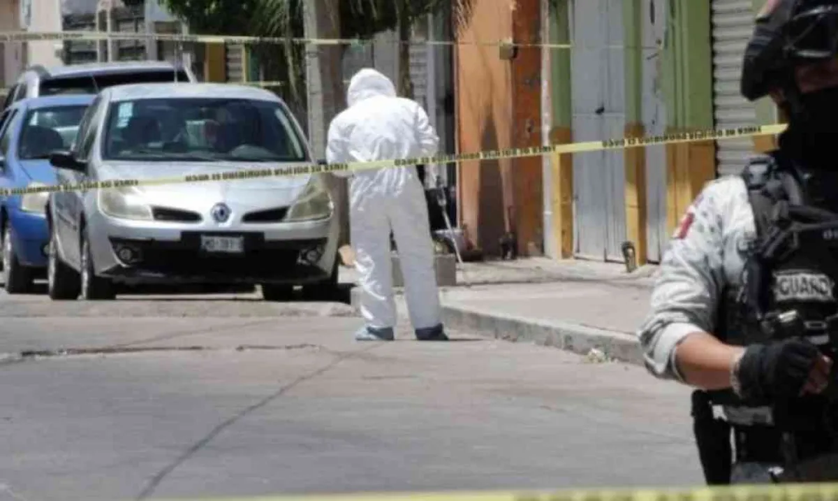 Comando armado asesina en Guanajuato a bomberos en su día de descanso