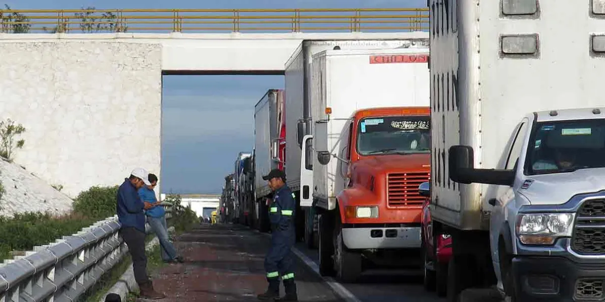 Criminales burlan vigilancia del Ejército, Guardia Nacional y Marina pasa asaltar a camioneros