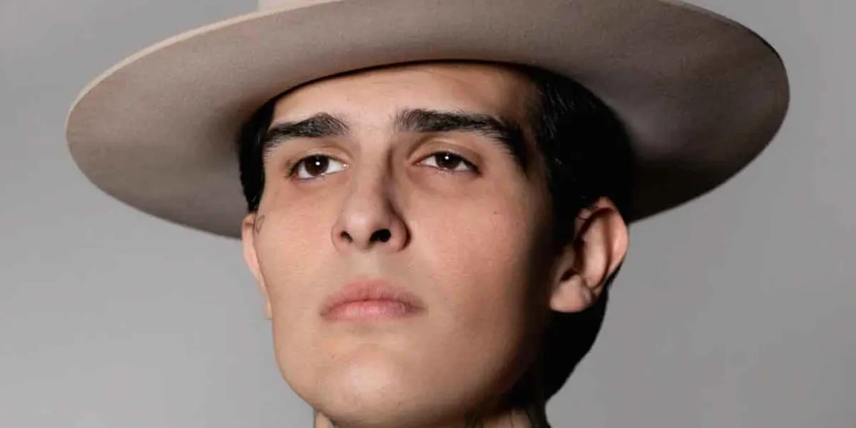 Adriel Favela regresa a las raíces con ‘Origen’, su nuevo álbum de regional mexicano