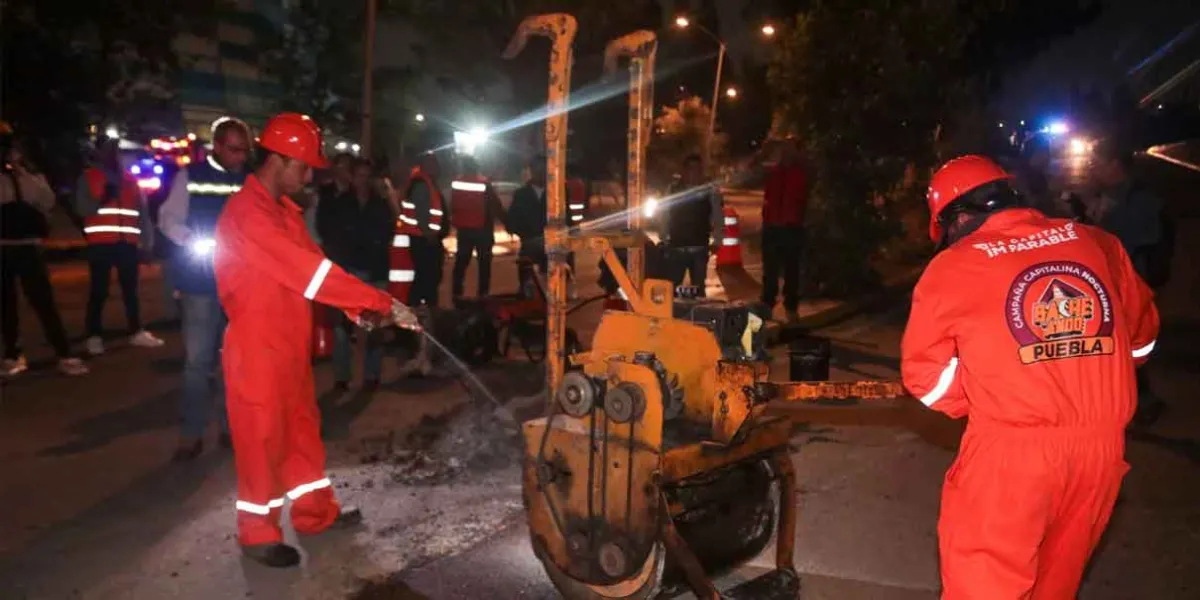 Gobierno de Puebla lanza programa nocturno de bacheo