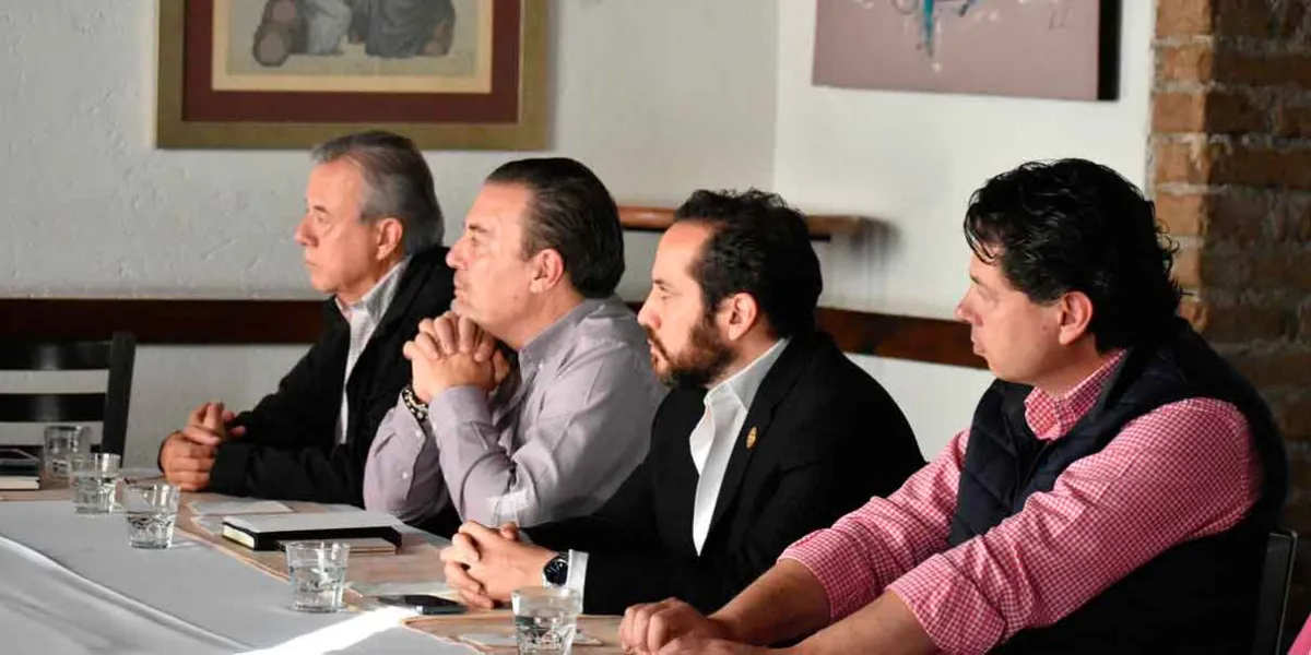 Gobierno de la Ciudad mantiene diálogo con la sociedad por el Programa “Estacionamiento Rotativo”