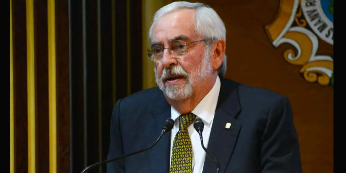 Profesores protestan por condena millonaria impuesta por el Poder Judicial a funcionarios de la UNAM