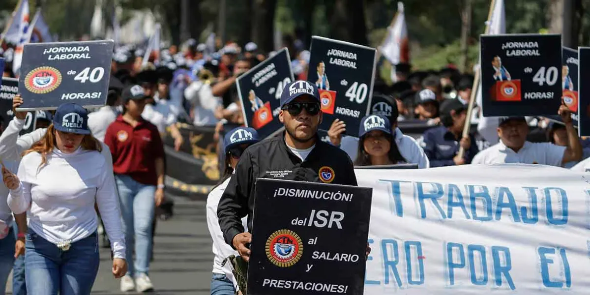 Puebla: Trabajadores se movilizan en marcha del 1 de mayo: FTP-CTM