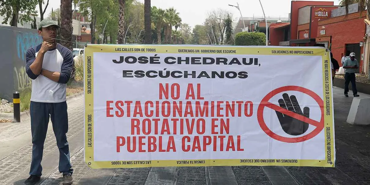 Inconformidad vecinal aumenta tras aprobación de parquímetros en Puebla
