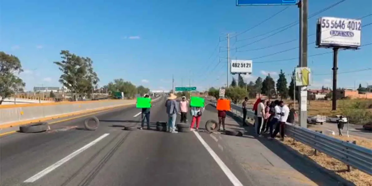 Debate en el Congreso sobre límites a manifestaciones tras cierre de la México-Puebla