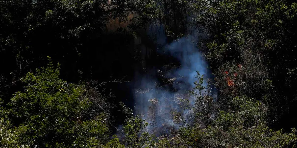 Pese a operativos no hay detenidos por incendio forestal en Acajete