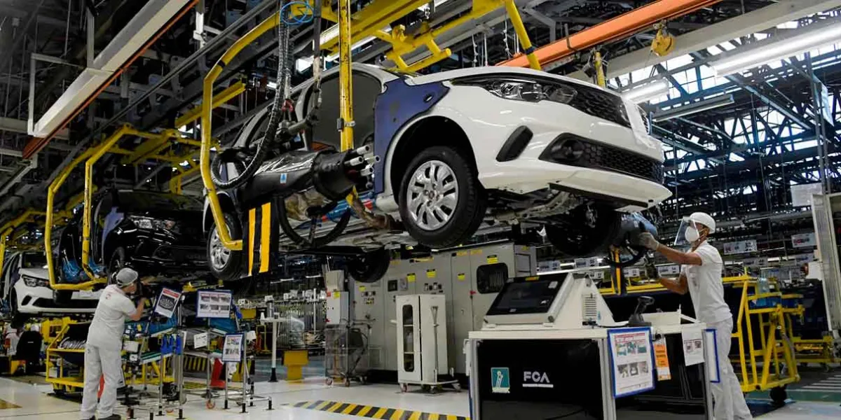 Crisis en la industria automotriz por aranceles 