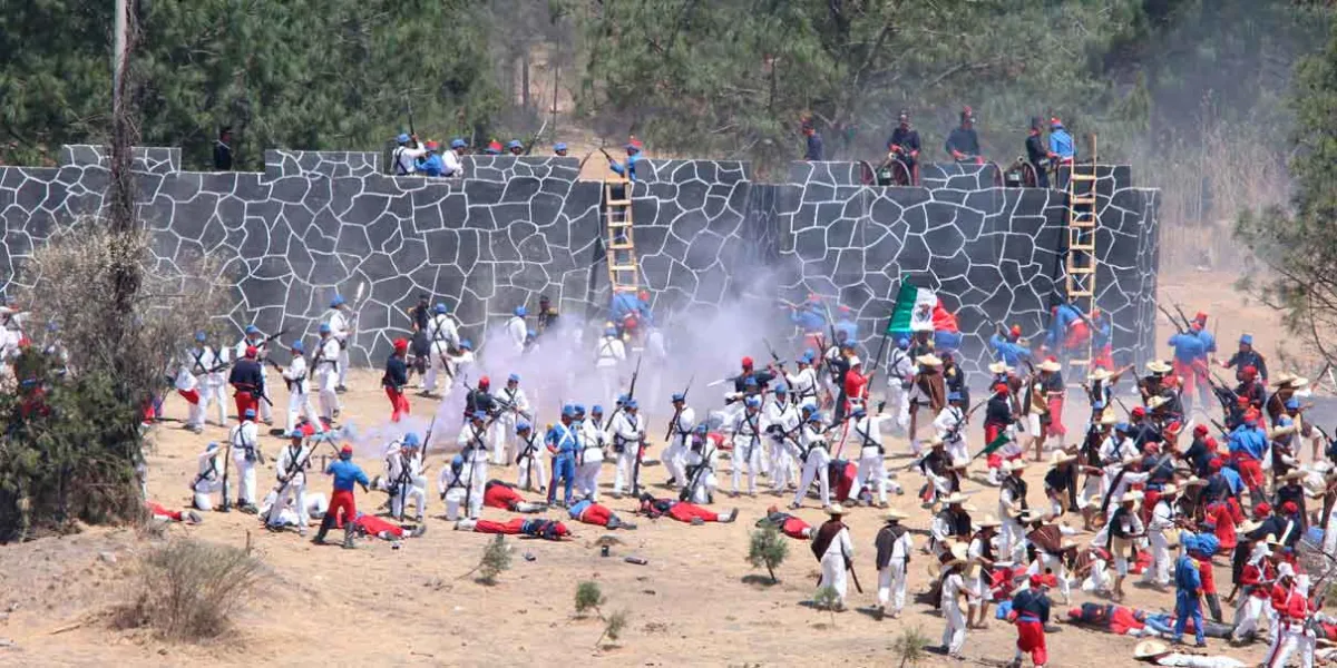 Con escenificación monumental, Puebla honra legado heroico de la Batalla del 5 Mayo