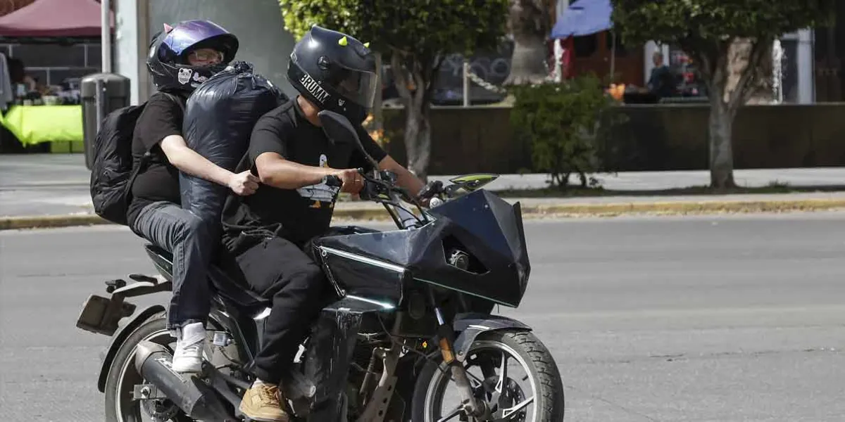 Congreso analiza exentar de reemplacamiento a motociclistas cumplidos