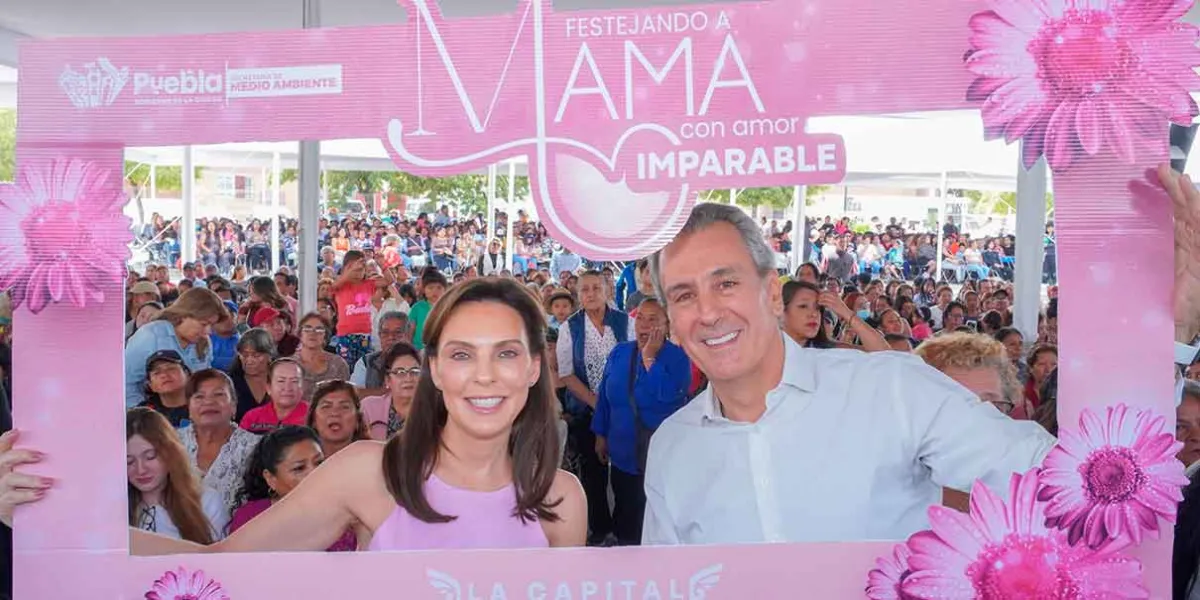 Ayuntamiento de Puebla celebra el Día de las madres reuniendo a más de mil poblanas