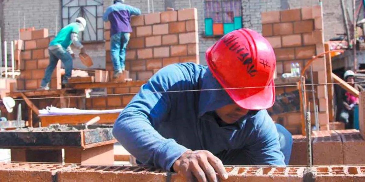 México avanza hacia la jornada laboral de 40 horas: Sheinbaum promete reforma gradual
