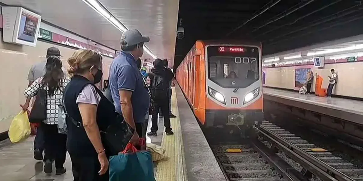 Pinchazos en transporte público de CDMX serán castigados hasta con 7 años de cárcel