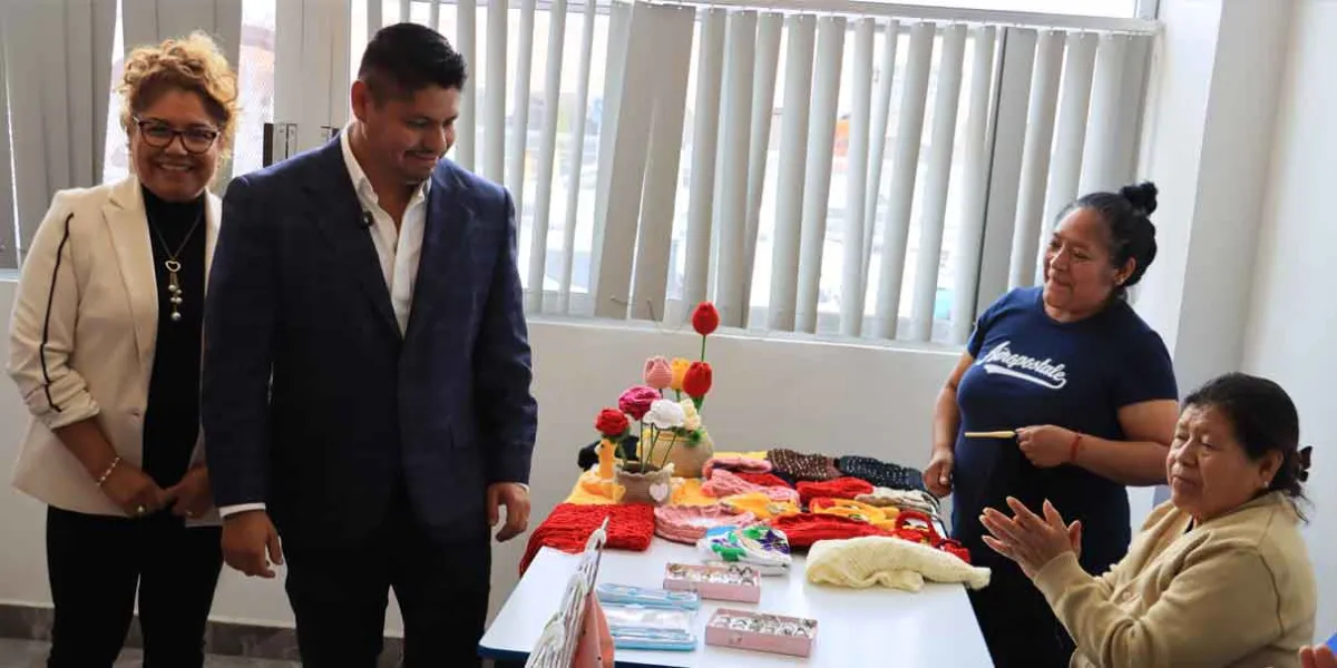 DIF Cuautlancingo impulsa economía de adultos mayores  con la iniciativa “Venta de todo un poco”