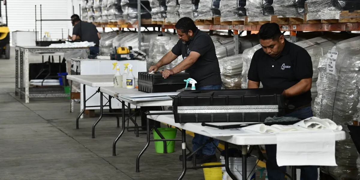 Empresarios poblanos piden diálogo ante posibles afectaciones por reducción de jornada y “Ley Silla”
