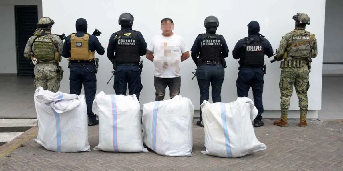 Policías municipales cacharon a hombre con marihuana en cuatro costales