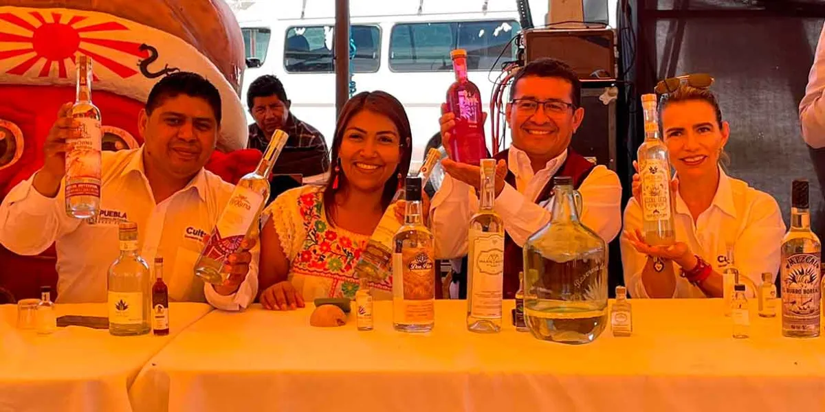 Productores de Puebla trazan alianza estratégica para impulsar el mezcal
