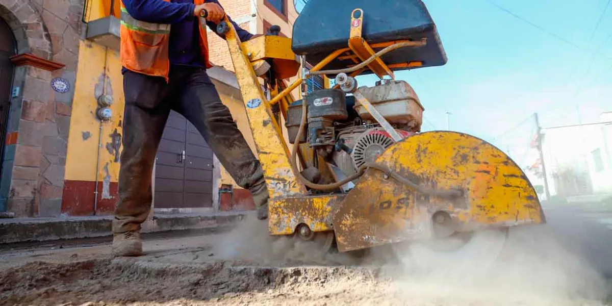 San Pedro Cholula reporta mil 500 baches tapados en más de 100 vialidades 