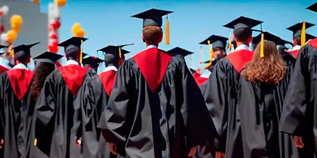 Aumentan gastos por graduaciones; familias mexicanas enfrentan desembolsos de hasta 18 mil pesos