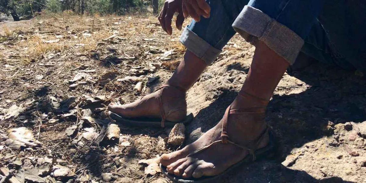 Comunidades indígenas huyen de Moris y Uruachi ante ataques con drones del crimen organizado