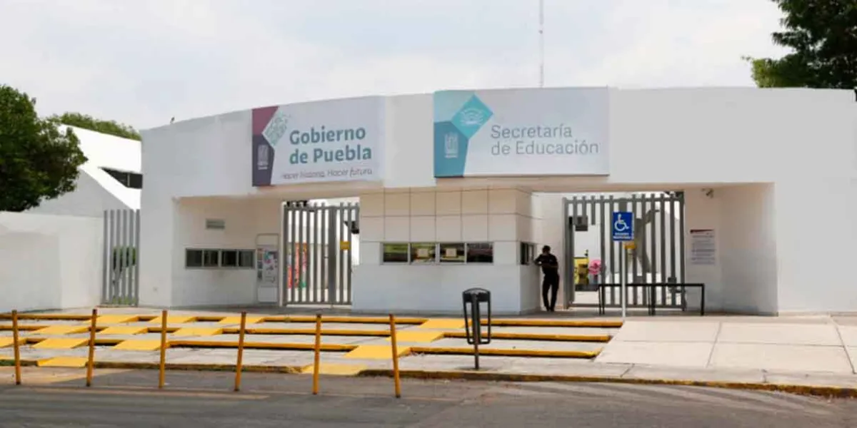 Docentes en Puebla denuncian acoso laboral y exigen intervención de la SEP