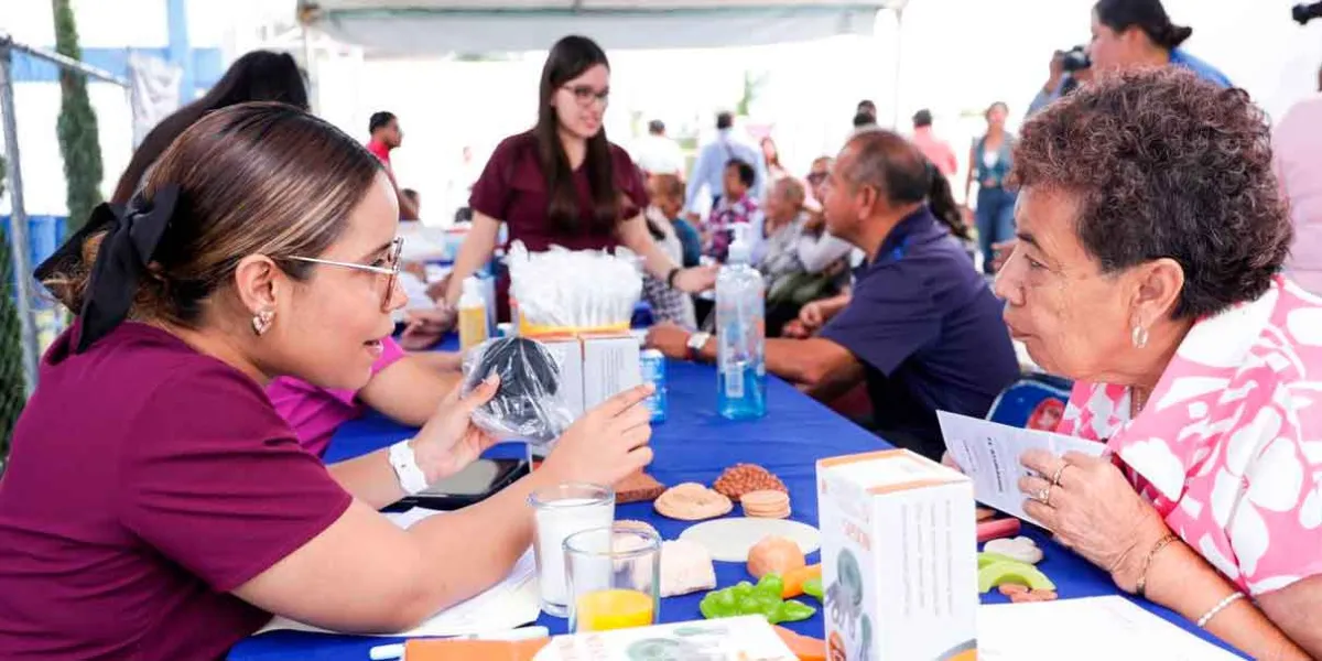 Prioriza Lupita Cuautle el bienestar de personas adultas mayores con Jornadas de Salud