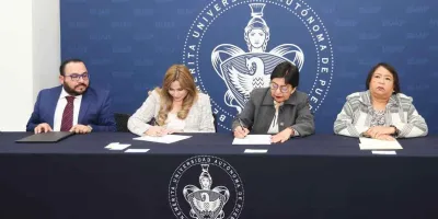 SEDIF y BUAP firman convenio en favor de madres y padres universitarios