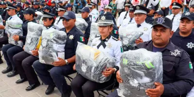 Con entrega de equipamiento a la SSC, Tonantzin Fernández refuerza la seguridad de San Pedro Cholula