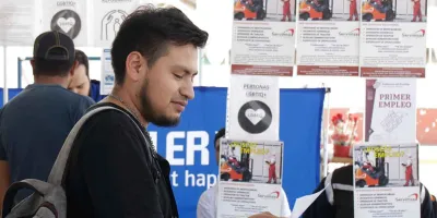Puebla reduce desempleo en 2025; reporta 48 mil personas sin trabajo