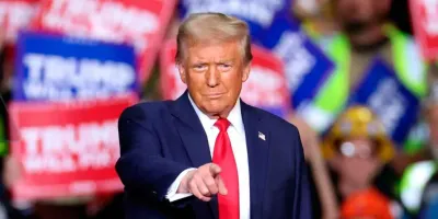Donald Trump dice que EU “se siente obligado” a enviar tropas a Groenlandia por amenaza de China y Rusia