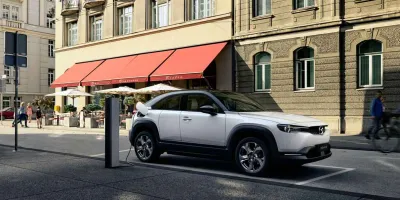 Mazda aplaza su nuevo auto eléctrico y redefine su estrategia global rumbo a 2029