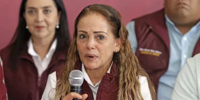 Ni malo ni indebido la aparición de funcionarios estatales en espectaculares: Morena