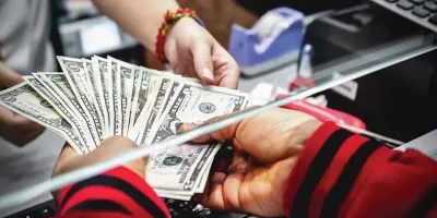 Remesas disminuyen y redadas en EE. UU. ponen en riesgo el sustento de familias mexicanas