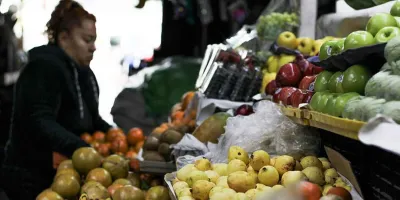 Se elevan precios en frutas, verduras, alimentos y electricidad en Puebla