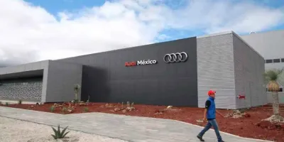 Problemas logísticos provocan suspensión parcial de labores en Audi México