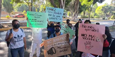 Protestan empleados de empresa ligada a Volkswagen en Puebla por irregularidades